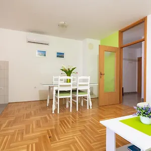 Mali Apartament Trogir