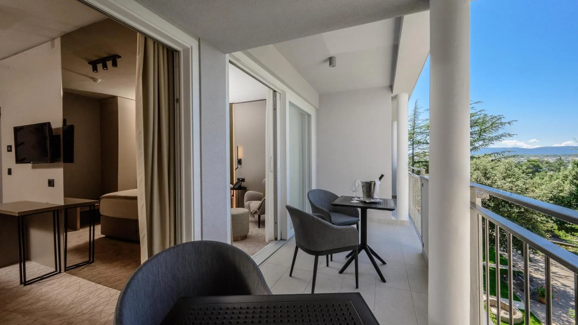 Hotel Malin Malinska 4*,  Croatia